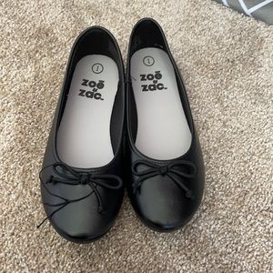 Girls ballet flats
